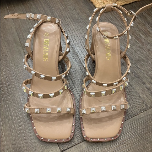 Dream Pairs Tan Sandals with Studded Straps - Picture 1 of 4